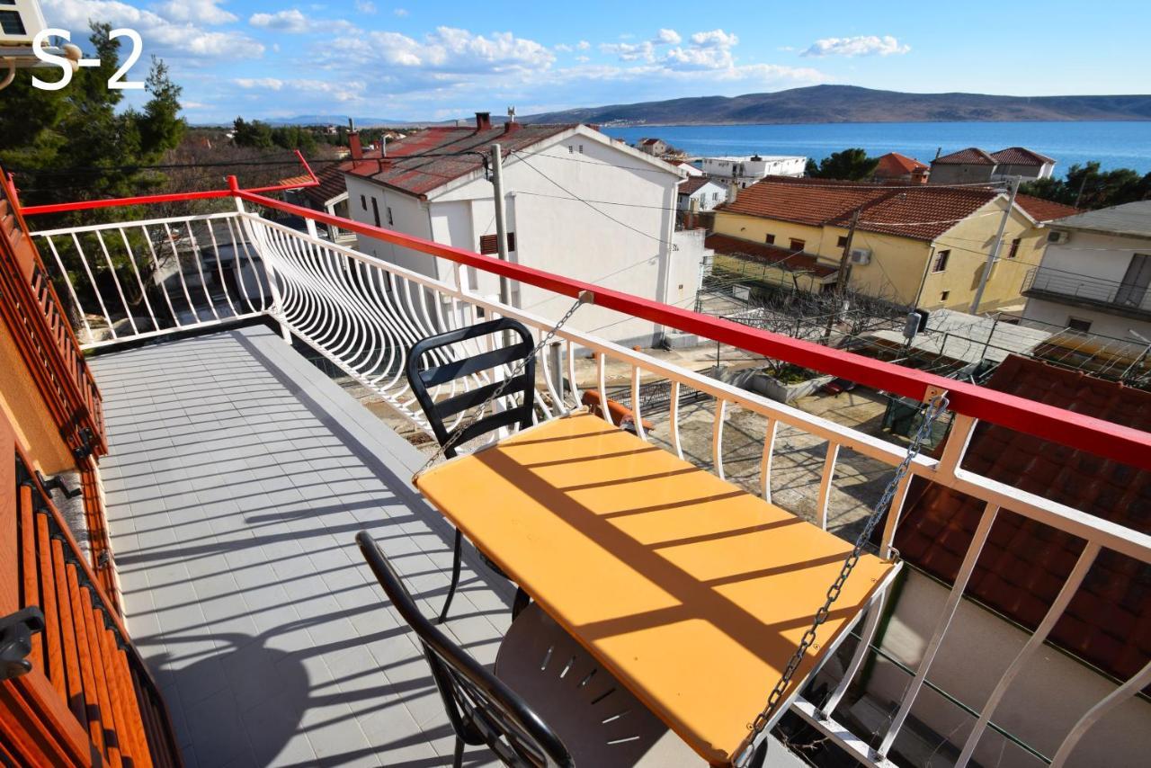 Apartments Mira Starigrad Paklenica Eksteriør billede