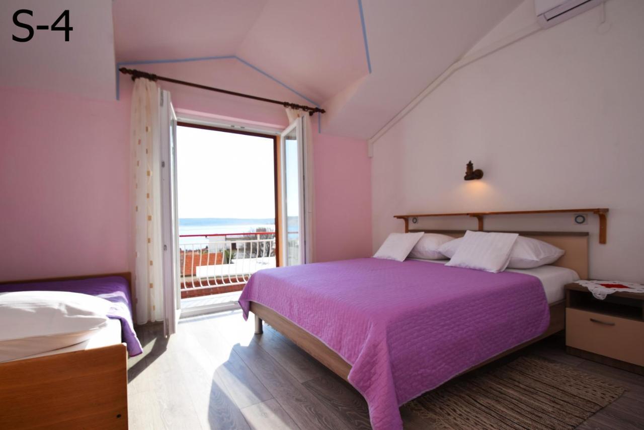 Apartments Mira Starigrad Paklenica Eksteriør billede