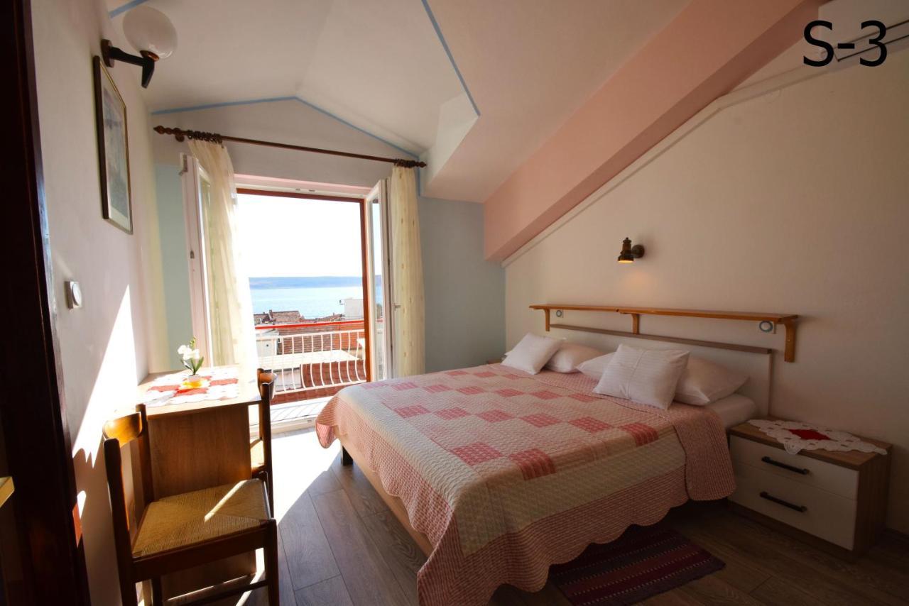 Apartments Mira Starigrad Paklenica Eksteriør billede